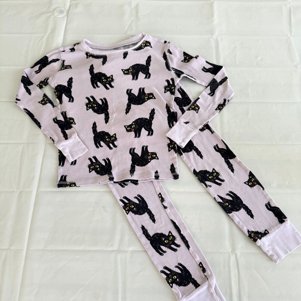 Old Navy Kids 8 Halloween Purple Black Cat Lavender Pajamas Set Snug Fit
